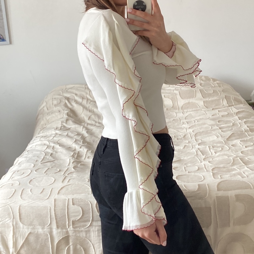 NWT Club Monaco Ruffled Long Sleeve Croptop - Picture 2 of 5